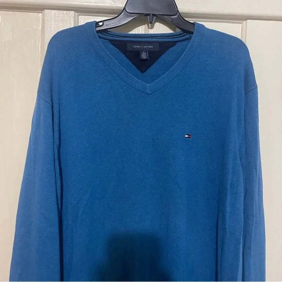 Tommy hilfiger V neck men’s‎ sweater sz XL - Picture 2 of 8